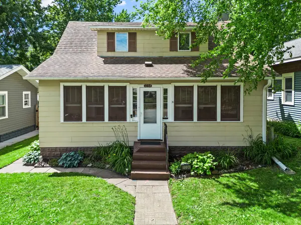 1054 Van Buren Avenue, Saint Paul, MN 55104