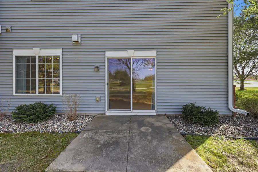 8507 Grove Circle, Shakopee, MN 55379 - #3