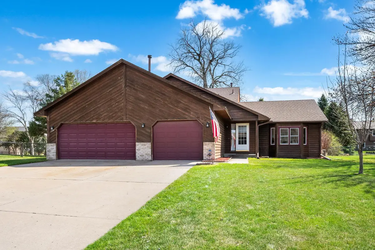 9237 Queens Gardens, Minneapolis, MN 55443 - #1