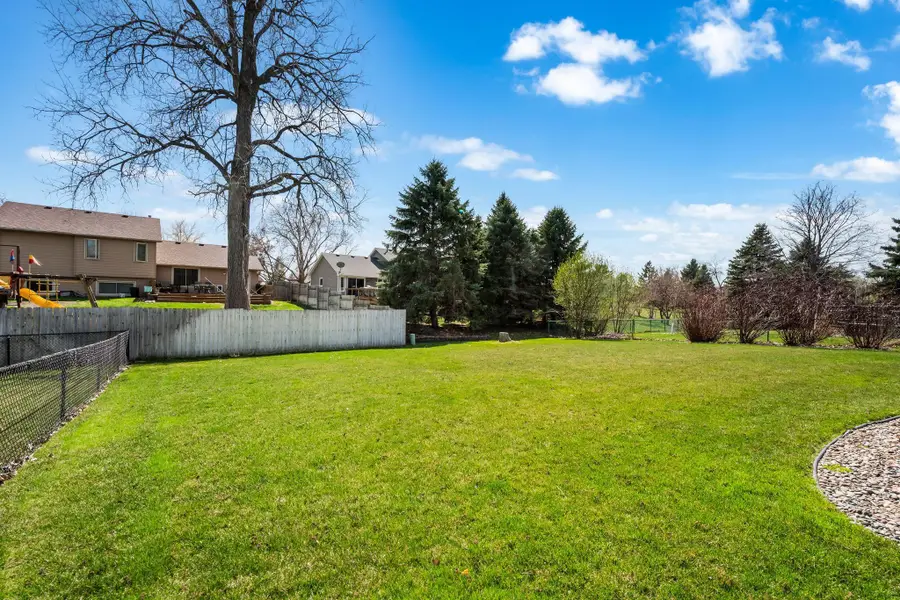 9237 Queens Gardens, Minneapolis, MN 55443 - #3