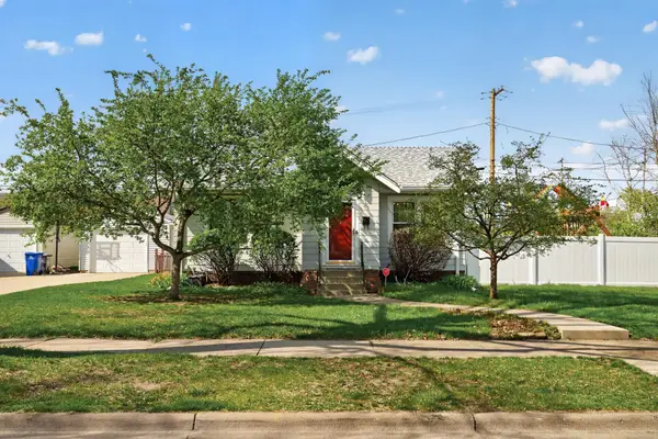1105 California Avenue W, Saint Paul, MN 55108