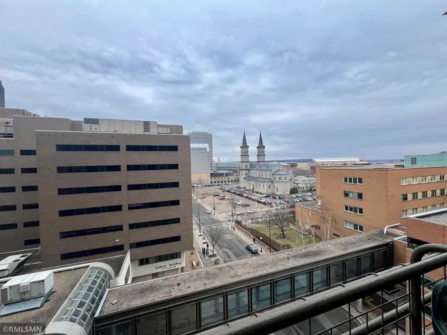 26 10th Street W #803, Saint Paul, MN 55102 - #2