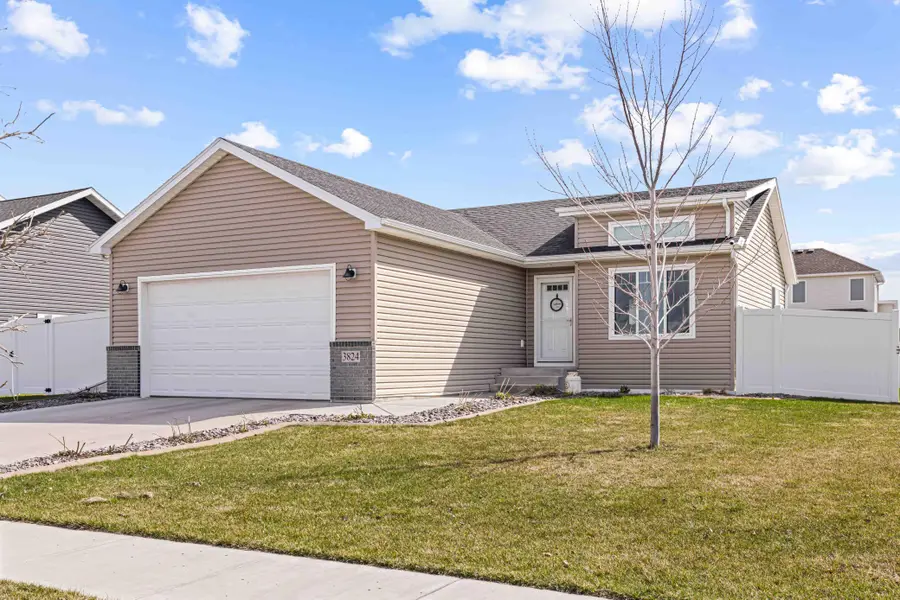 3824 16th Street S, Moorhead, MN 56560 - #2