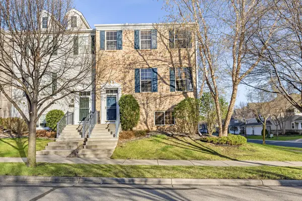 9980 Wildflower Drive, Eden Prairie, MN 55347
