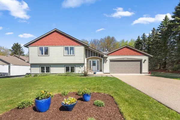 699 Calvin Court, Saint Paul, MN 55123