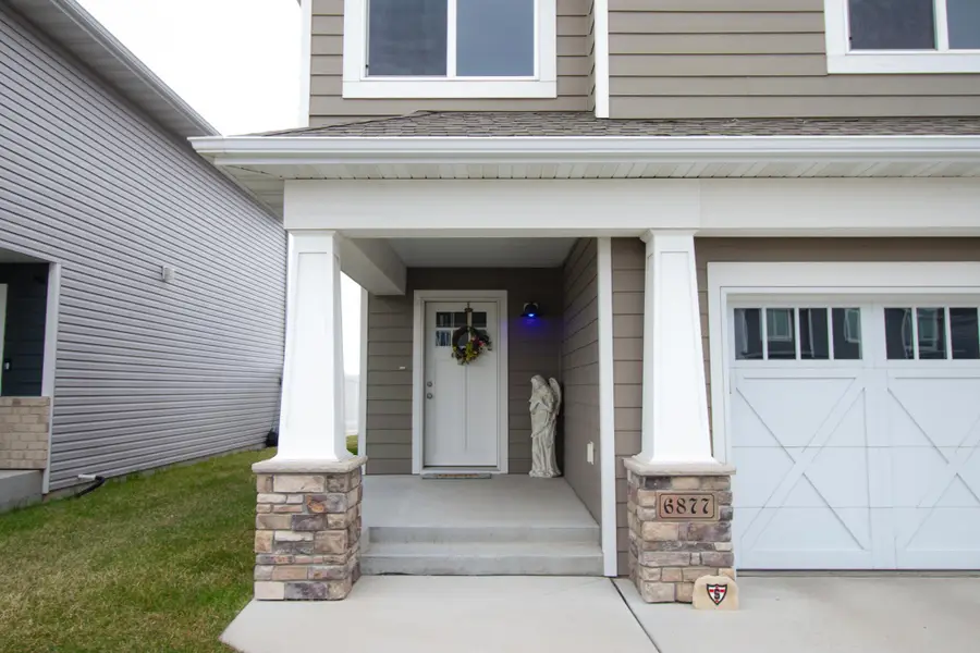 6877 17th Street S, Fargo, ND 58104 - #2