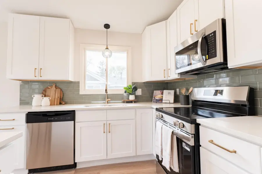 2515 N 83rd Avenue N, Brooklyn Park, MN 55444 - #3