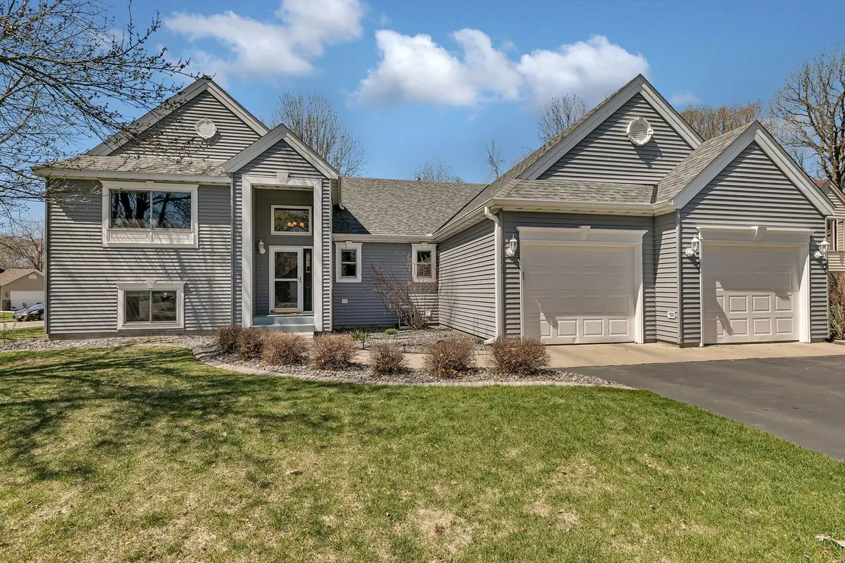 325 8th Avenue S, Sartell, MN 56377 - #1