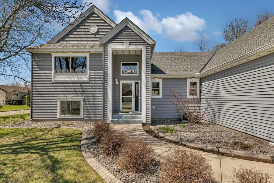 325 8th Avenue S, Sartell, MN 56377 - #2