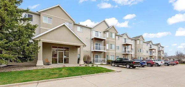 3401 28th Street S #106, Fargo, ND 58104