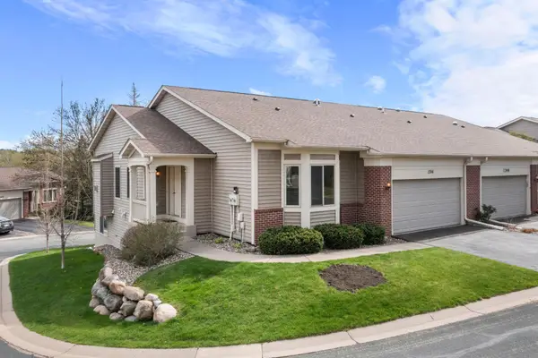 1396 Summit Shores Drive, Burnsville, MN 55306