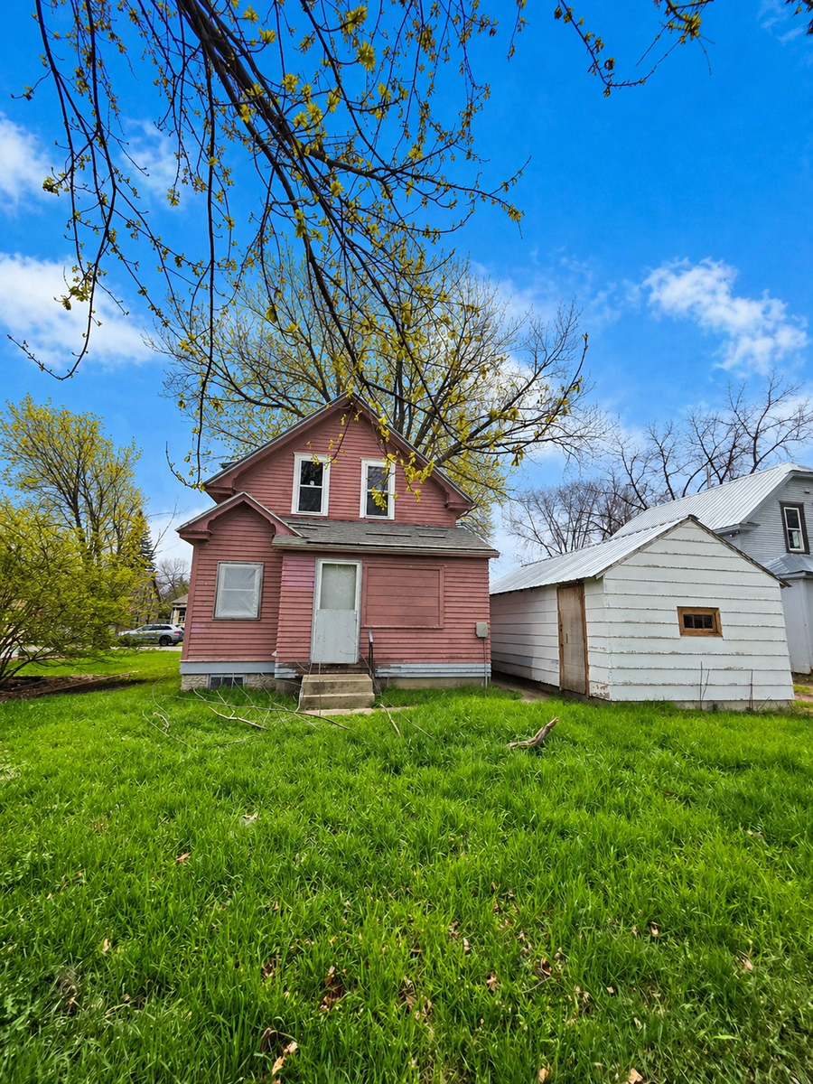 306 S Redwood Street, Winthrop, MN 55396 - #3