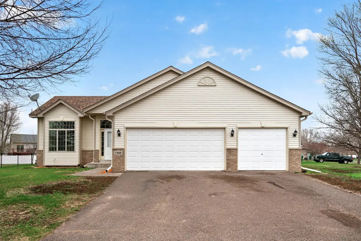 1100 S Passage Sw, Isanti, MN 55040 - #1