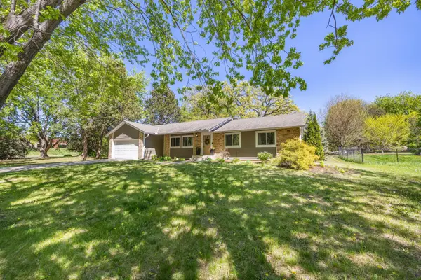 7270 Timber Lane N, Maple Grove, MN 55369