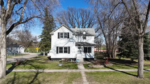 404 2nd Street S, Wahpeton, ND 58075