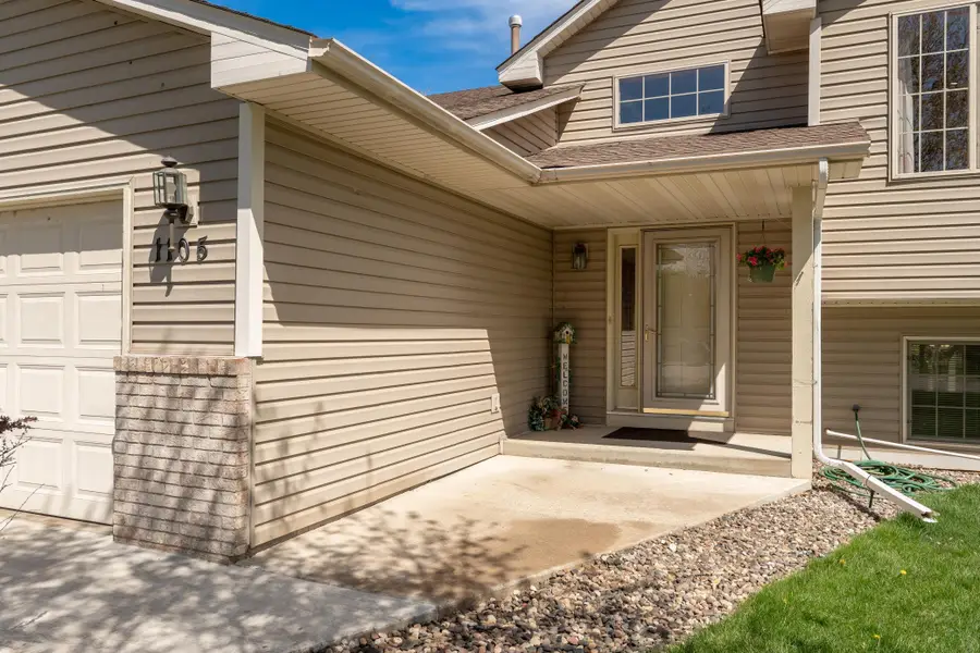 1105 Apgar Street S, Shakopee, MN 55379 - #3