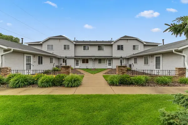 11105 Drake Street Nw, Minneapolis, MN 55433