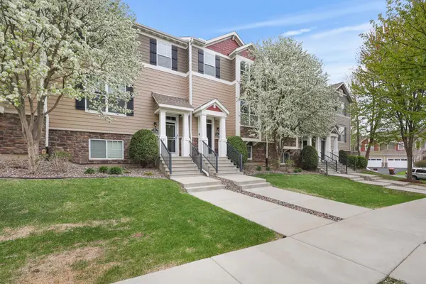 11330 Sandcastle Drive #C, Woodbury, MN 55129