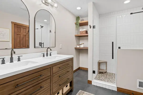 14168 Heywood Path, Saint Paul, MN 55124