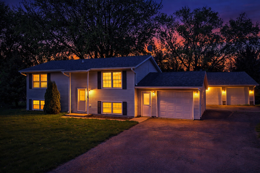 309 8th Avenue Nw, Waseca, MN 56093 - #3