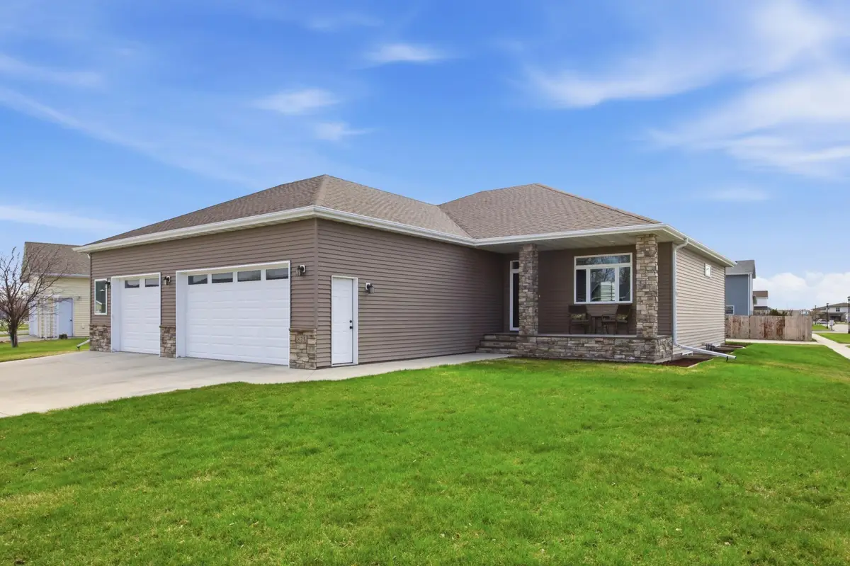 825 18th Avenue W, West Fargo, ND 58078 - #1