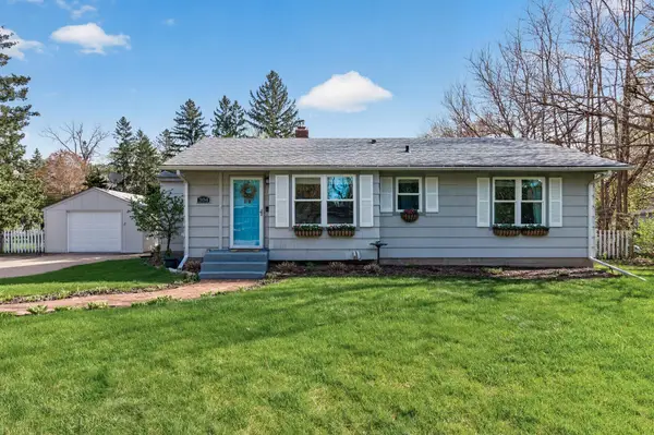 304 Lion Lane, Saint Paul, MN 55126