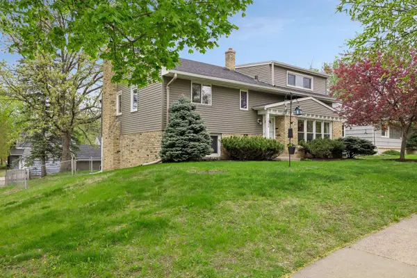 1939 Munster Avenue, Saint Paul, MN 55116