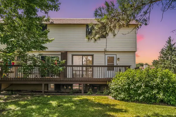 7501 62nd Court N, Minneapolis, MN 55428