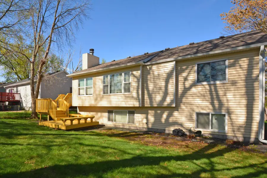 1799 Hilo Avenue N, Oakdale, MN 55128 - #3