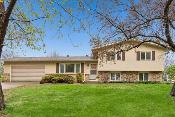 8224 Toledo Avenue N, Minneapolis, MN 55443