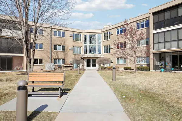 4360 Brookside Court #218, Minneapolis, MN 55436