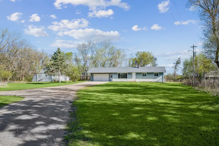 8550 40th Street Sw, Howard Lake, MN 55349 - #2