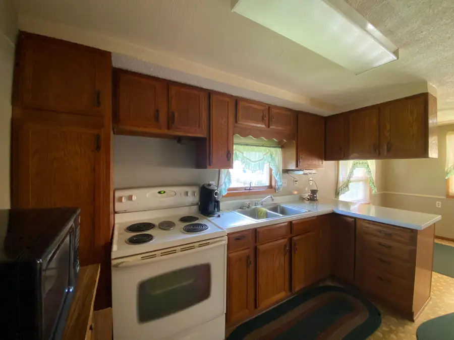 1119 W Front Street, Albert Lea, MN 56007 - #2