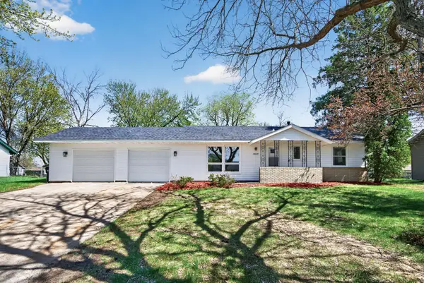 10325 Zion Street Nw, Minneapolis, MN 55433
