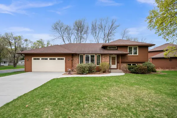1494 Creek Park Lane, Minneapolis, MN 55432