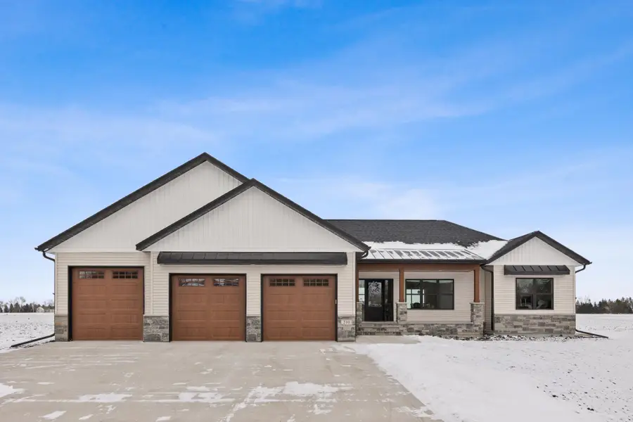 1555 72nd Avenue S, Fargo, ND 58104 - #2