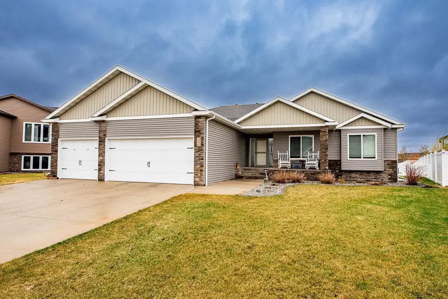 2409 Harbor Lane W, West Fargo, ND 58078 - #3