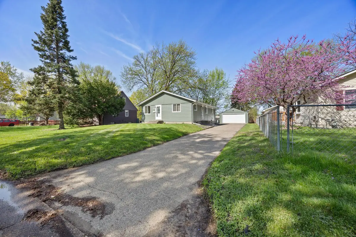 8120 Wentworth Avenue S, Bloomington, MN 55420 - #1