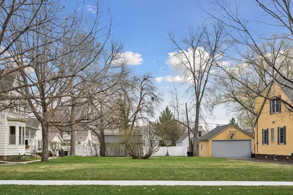 2XX 11th Avenue N, Hopkins, MN 55343