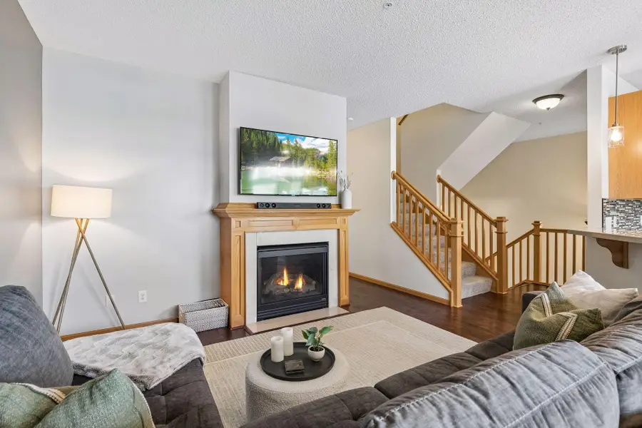 15592 Eagles Nest Way, Apple Valley, MN 55124 - #3