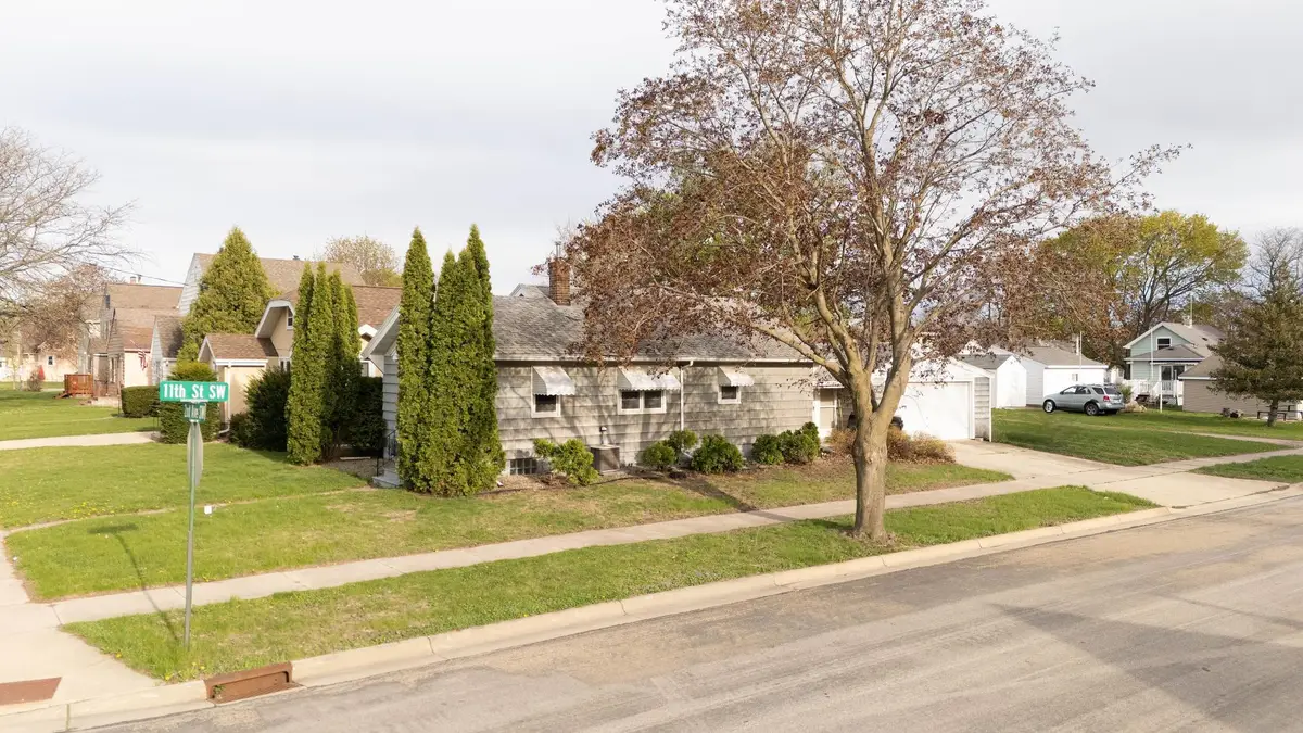 1111 2nd Avenue Sw, Austin, MN 55912 - #1