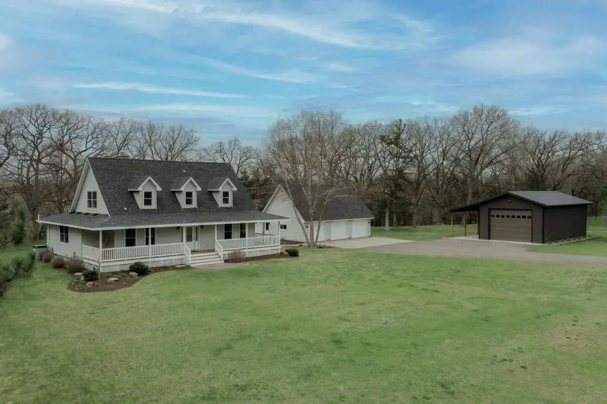 34880 Linden Avenue, Lindstrom, MN 55045 - #1