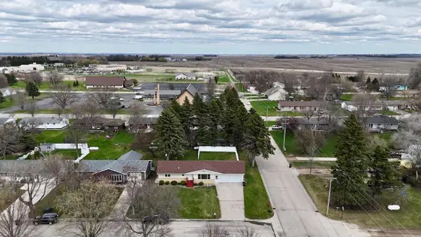 219 9th Avenue Se, Elbow Lake, MN 56531