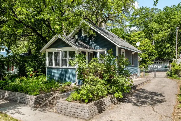 3214 E 53rd Street, Minneapolis, MN 55417