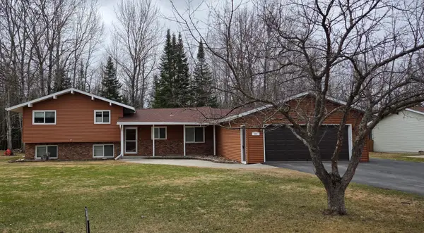 321 Shorewood Drive, International Falls, MN 56649