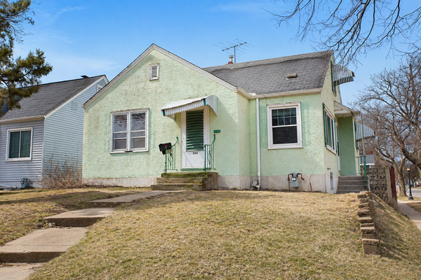 1660 Beech Street, Saint Paul, MN 55106