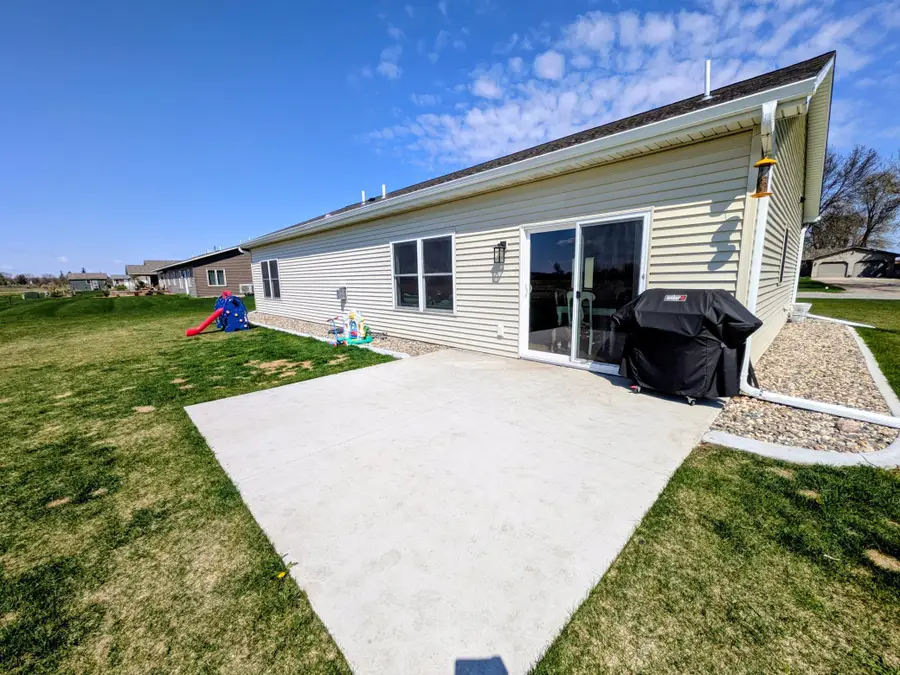 1401 W Fairview Avenue, Olivia, MN 56277 - #3