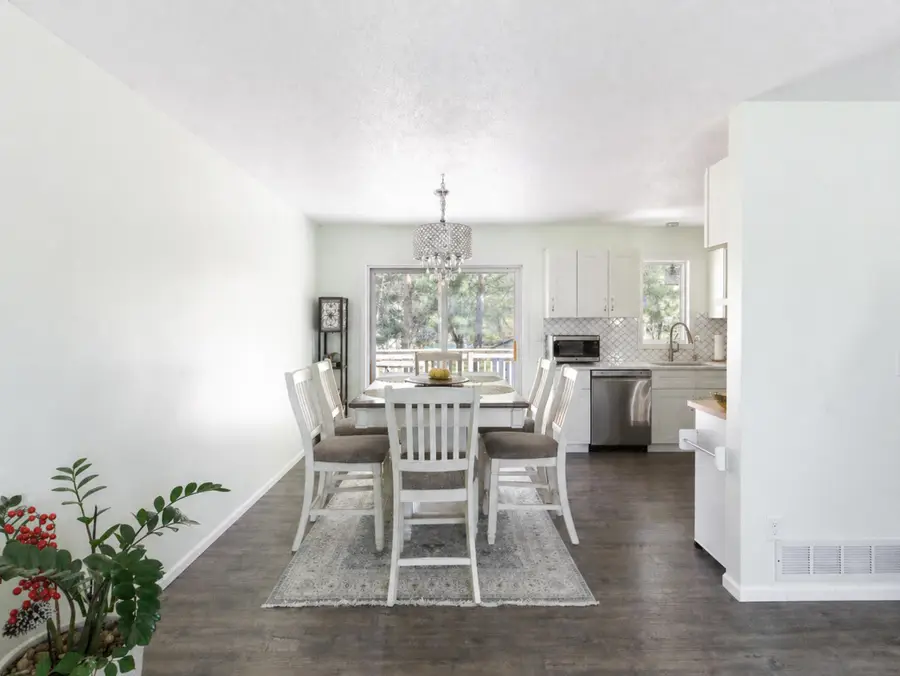 78 6 1/2 Street Nw, Elk River, MN 55330 - #2