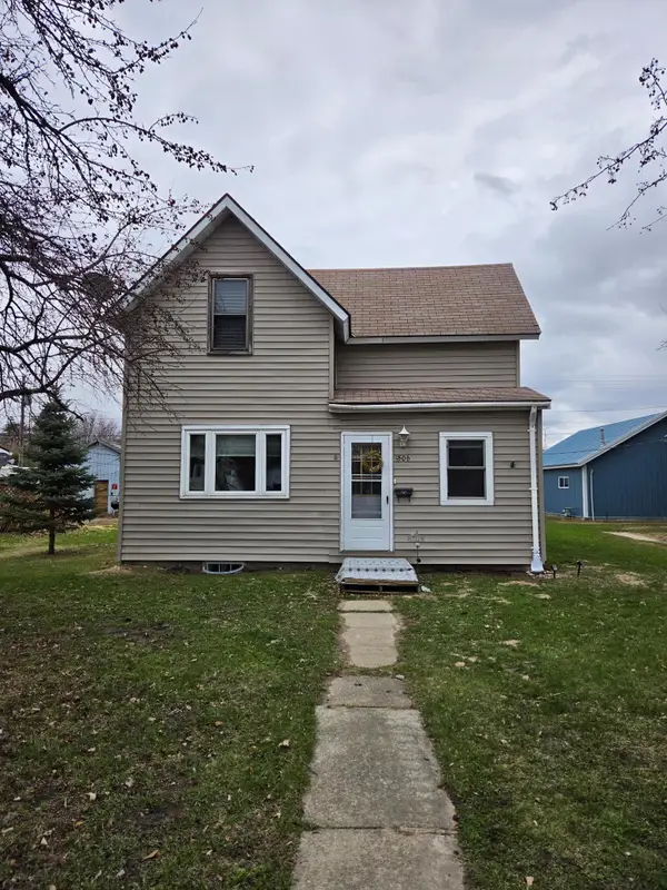 506 NW 7th Avenue, Grand Rapids, MN 55744