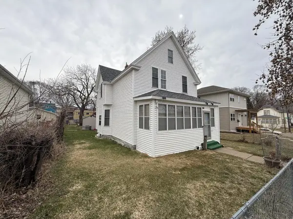 588 York Avenue, Saint Paul, MN 55130